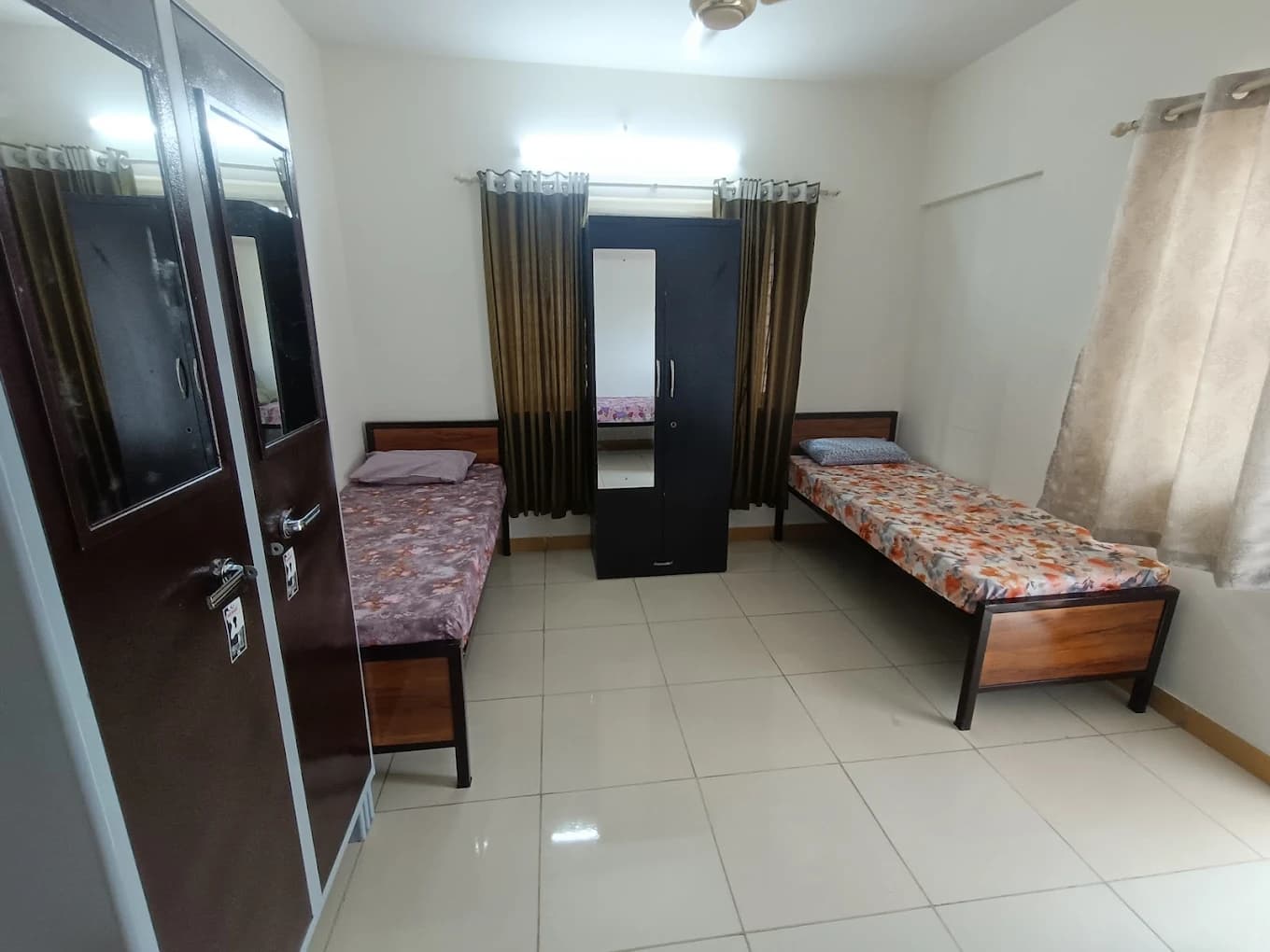 SSR PG GENTS AND LADIES