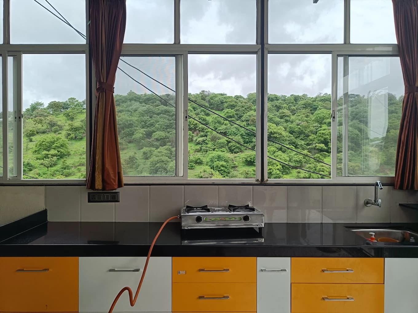 Hill View Girls PG Kothrud